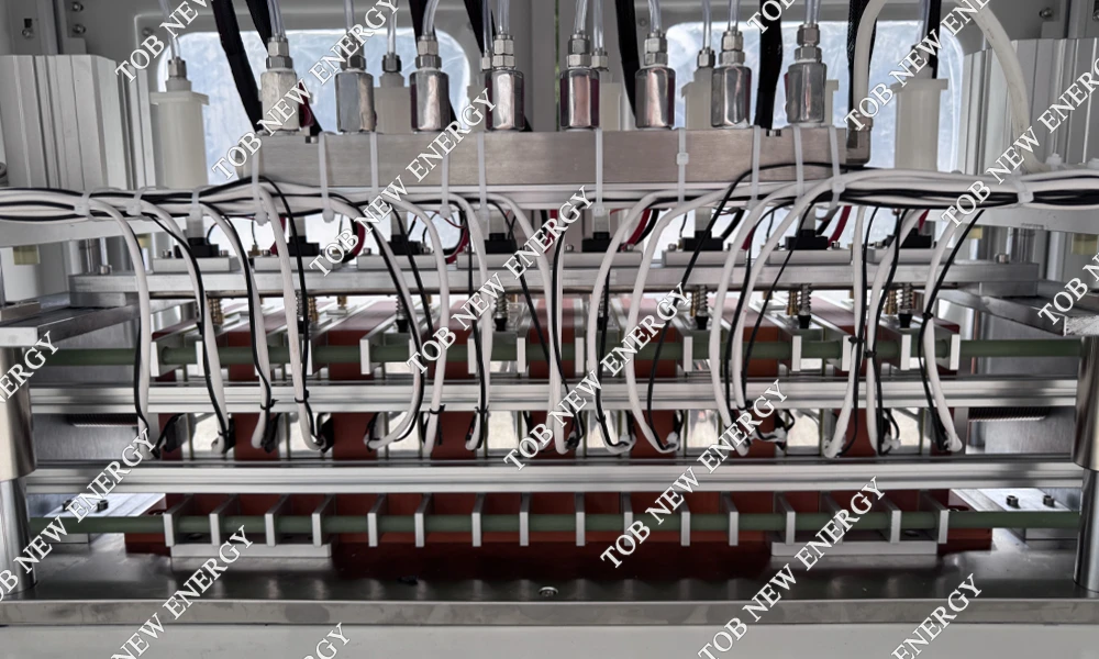8-Channels Negative Pressure Formation Machine for Prismatic Cell