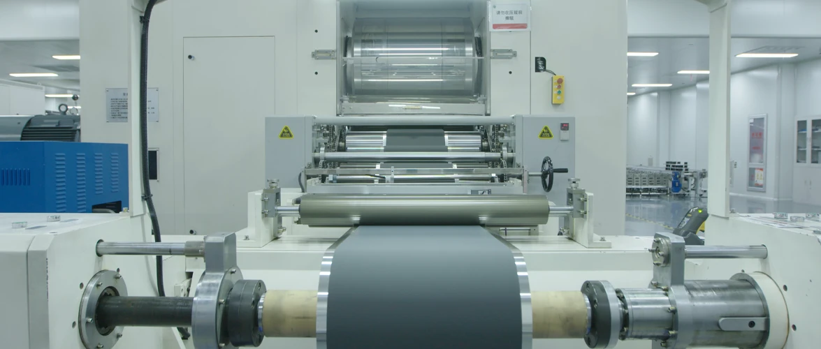 Sodium-ion battery calendering