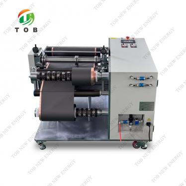 Macchina per il taglio degli elettrodi delle batterie